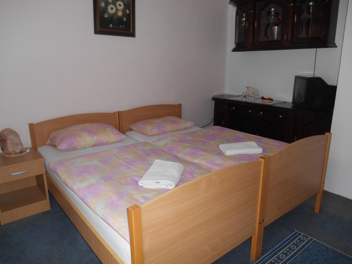 Motel Bavaria Φότσα Δωμάτιο φωτογραφία